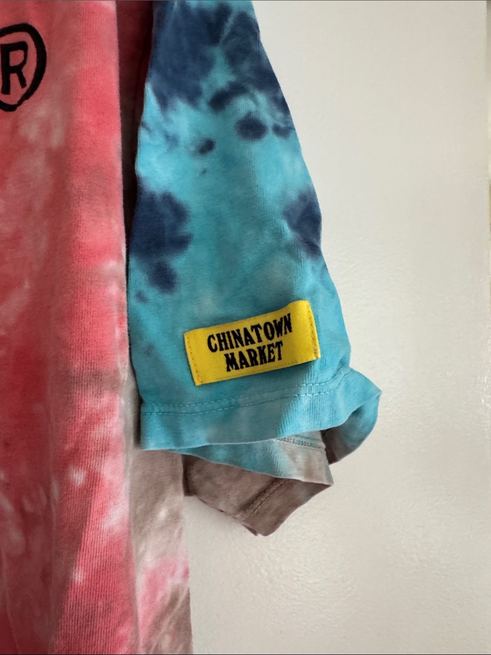 GUESS Tie-Dye Logo Tee in Blue, Red, Navy & Cream - Picture 2 of 6